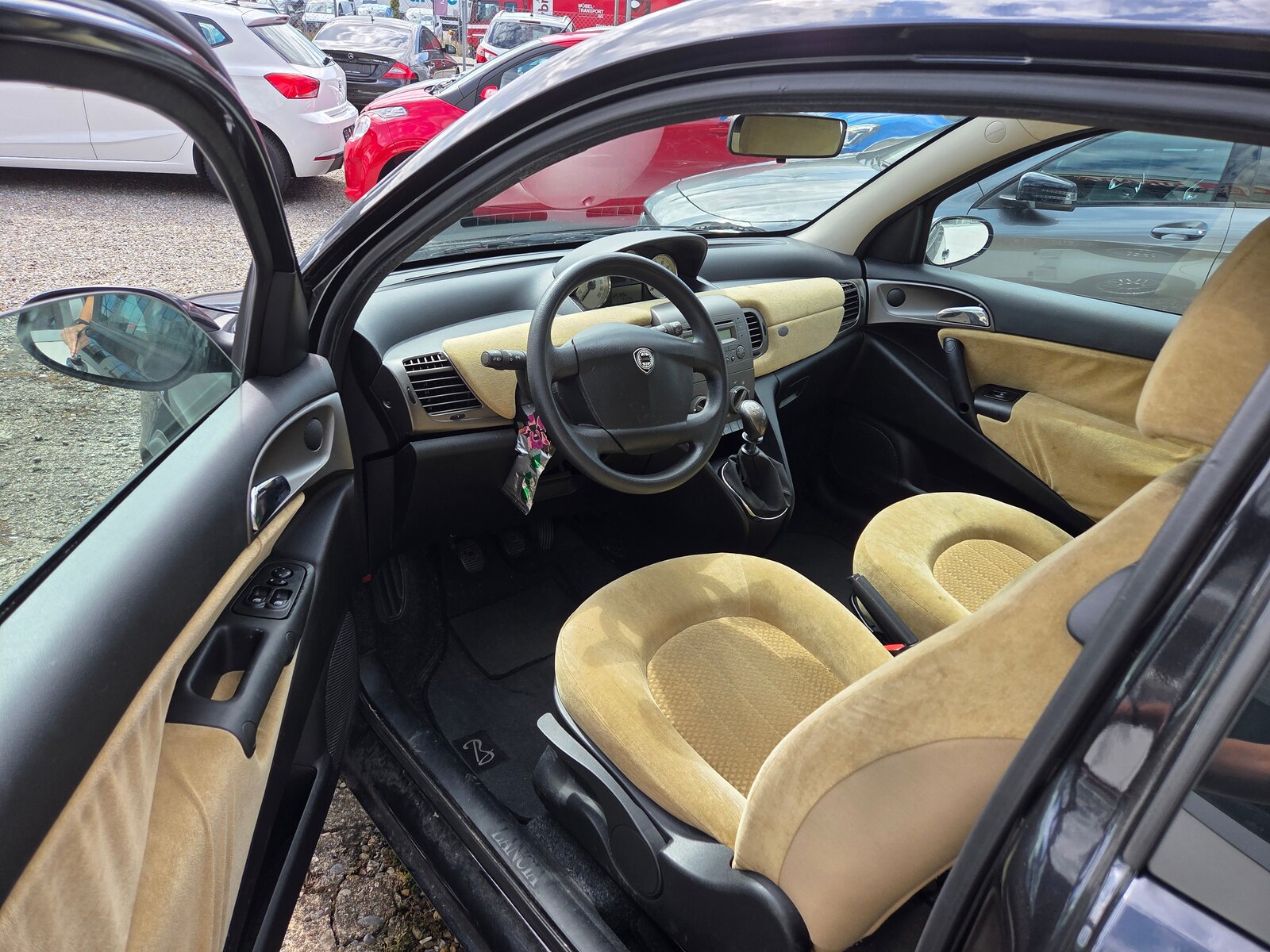 LANCIA Ypsilon 1.2 16V Platino, Essence, Occasion / Utilisé, Manuelle - 4