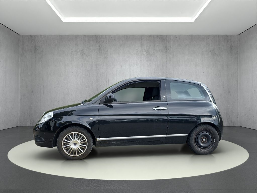 LANCIA YPSILON 1.4 8V Argento, Benzin, Occasion / Gebraucht, Handschaltung - 4