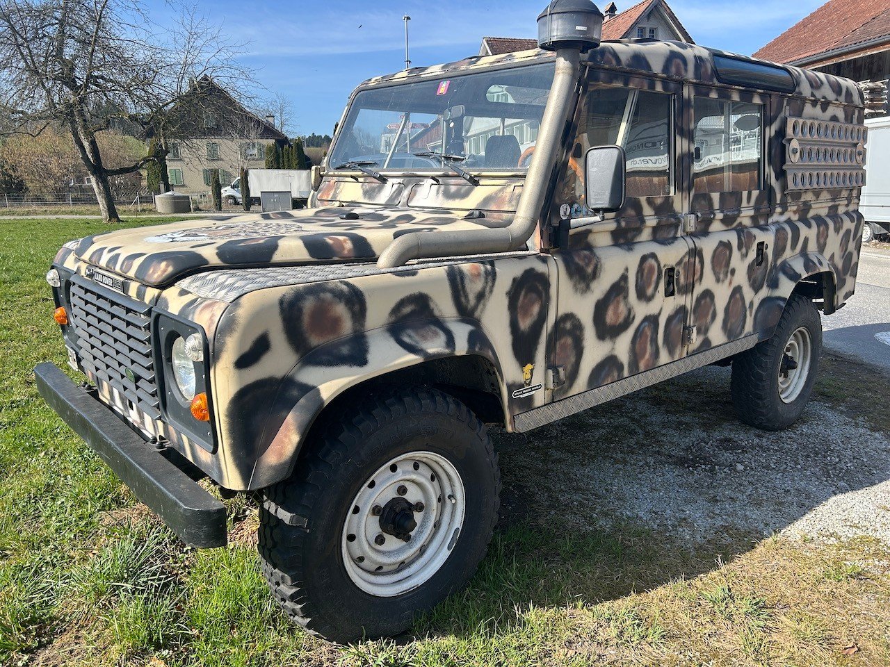 LAND ROVER 110 V8 Station Wagon