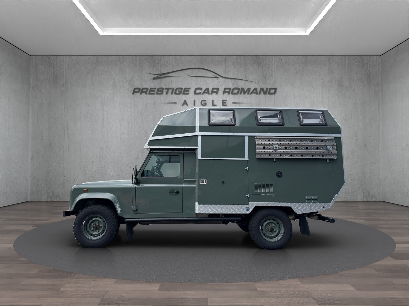 LAND ROVER 130 TDI (Maison Habitation )., Diesel, Second hand / Used - 3
