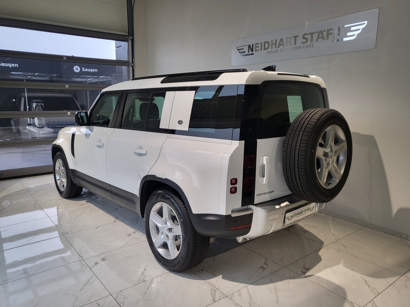 LAND ROVER Defender 110 P400 I6 SE 3.0 AT8, Benzina, Auto nuove, Automatico - 2
