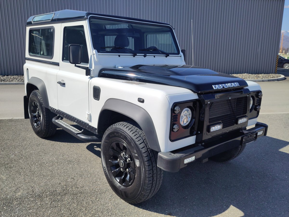 LAND ROVER Defender 90 2.2 TD4 Station Wagon