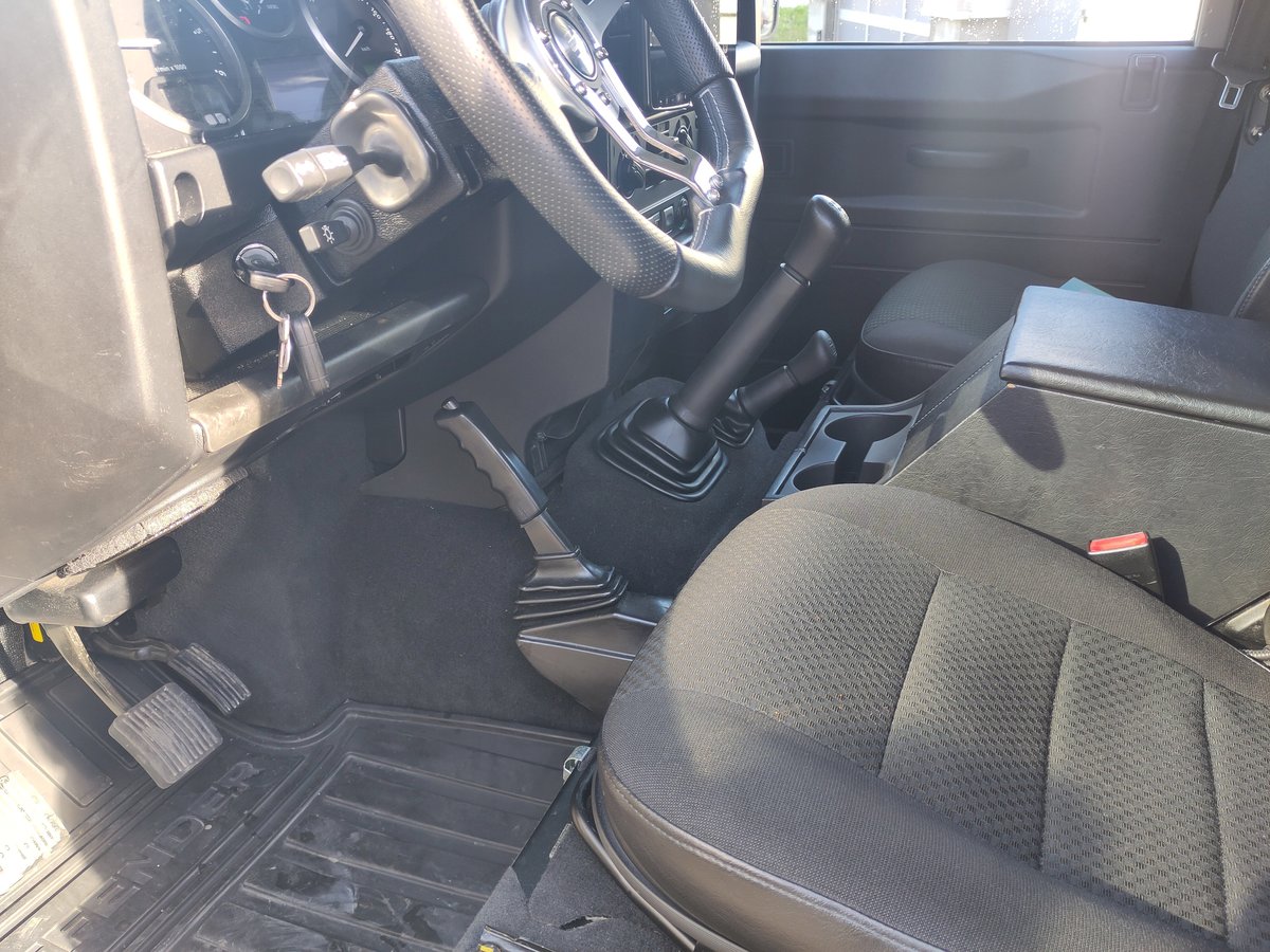 LAND ROVER Defender 110 2.2 TD4 Station Wagon, Diesel, Occasioni / Usate, Manuale - 6