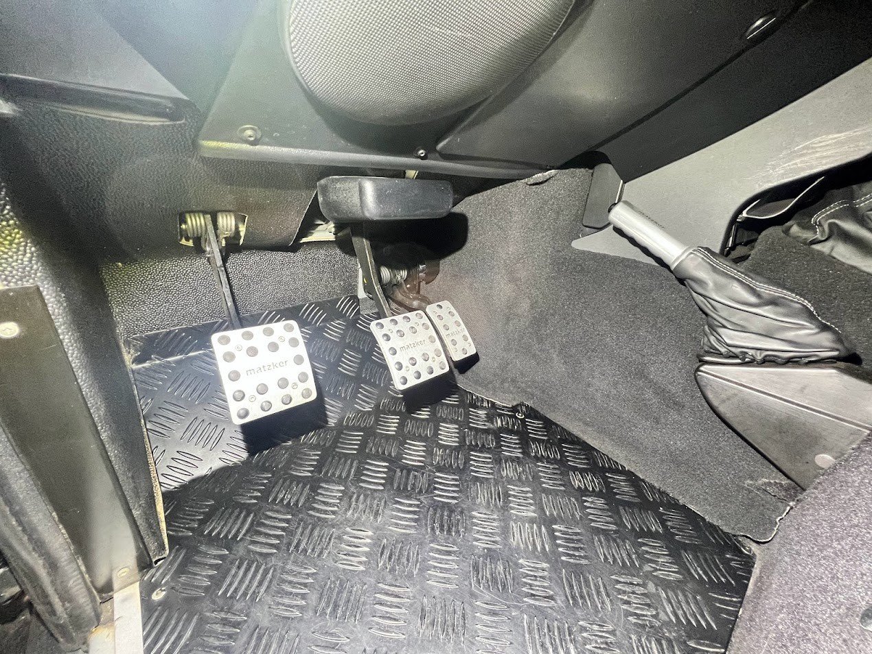 LAND ROVER Defender 110 2.2 TD4 SW Avus Performance, Diesel, Occasion / Gebraucht, Handschaltung - 3
