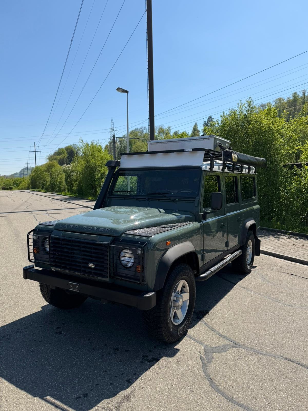 LAND ROVER Defender 110 2.4 Td4 Station Wagon
