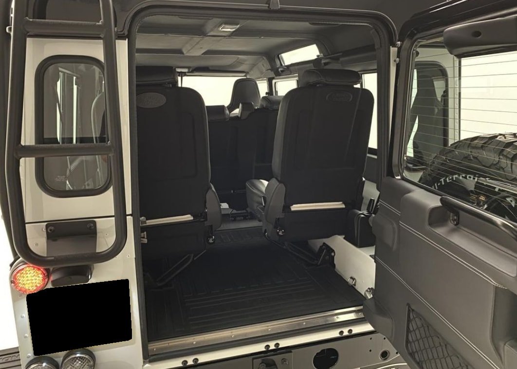 LAND ROVER Defender Works V8 Trophy II, Benzin, Neuwagen, Automatik - 4
