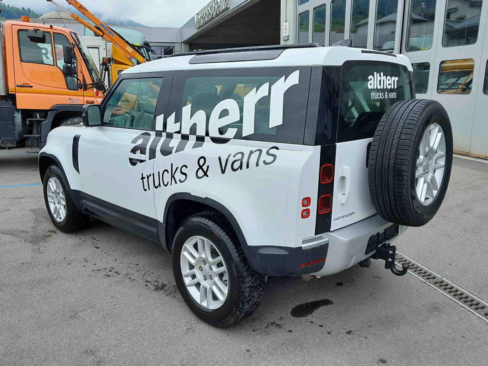 LAND ROVER Defender 90 3.0 D I6 250 S, Diesel, New car, Automatic - 2