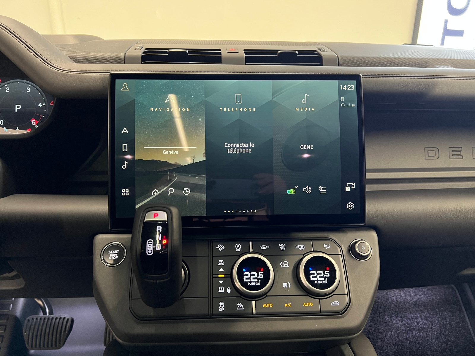LAND ROVER Defender 110 3.0 D I6 350 X-Dynamic HSE, Hybride Léger Diesel/Électricité, Voiture nouvelle, Automatique - 5
