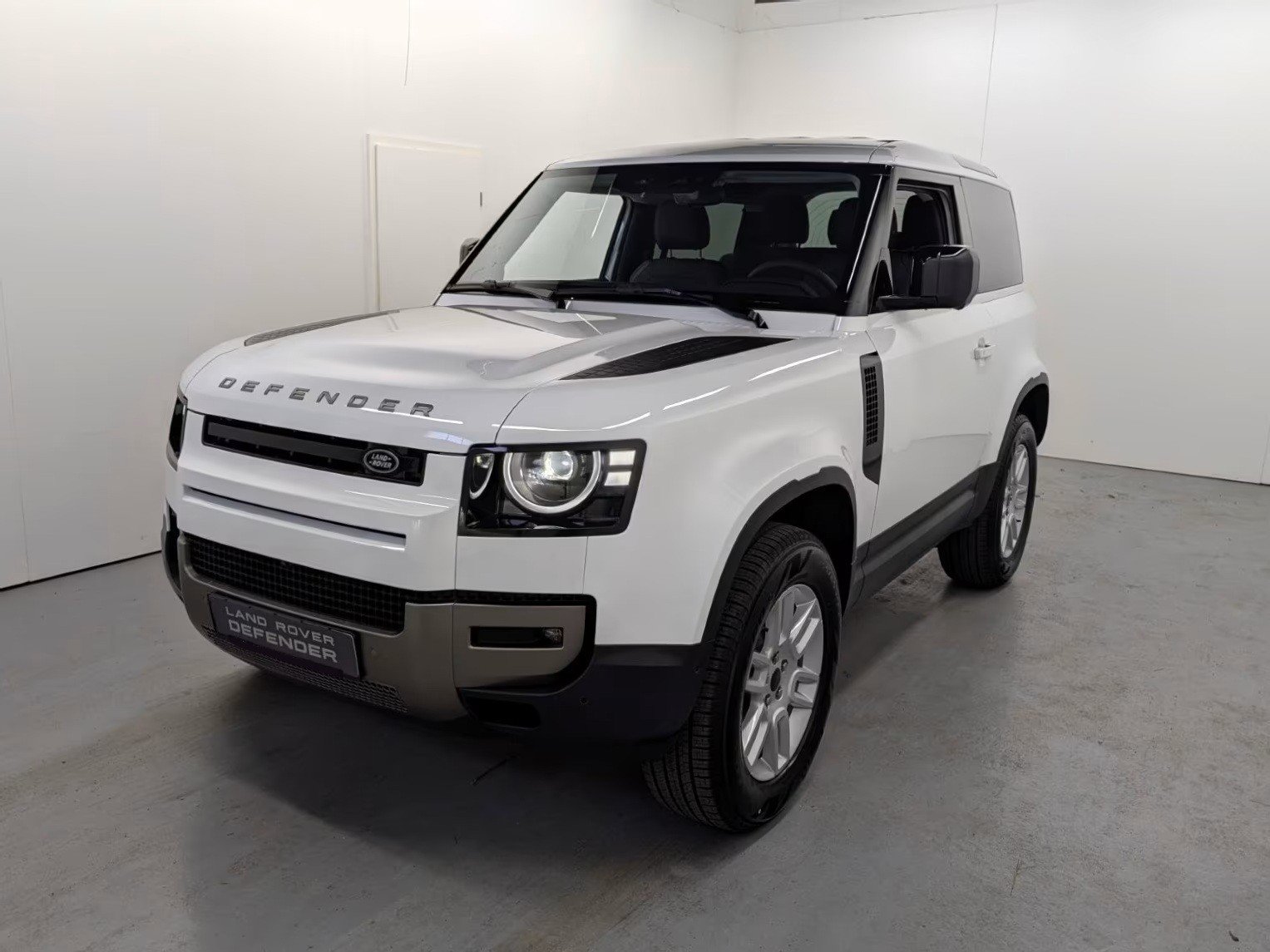 LAND ROVER Defender 90D200 S AHK Winterkomfort