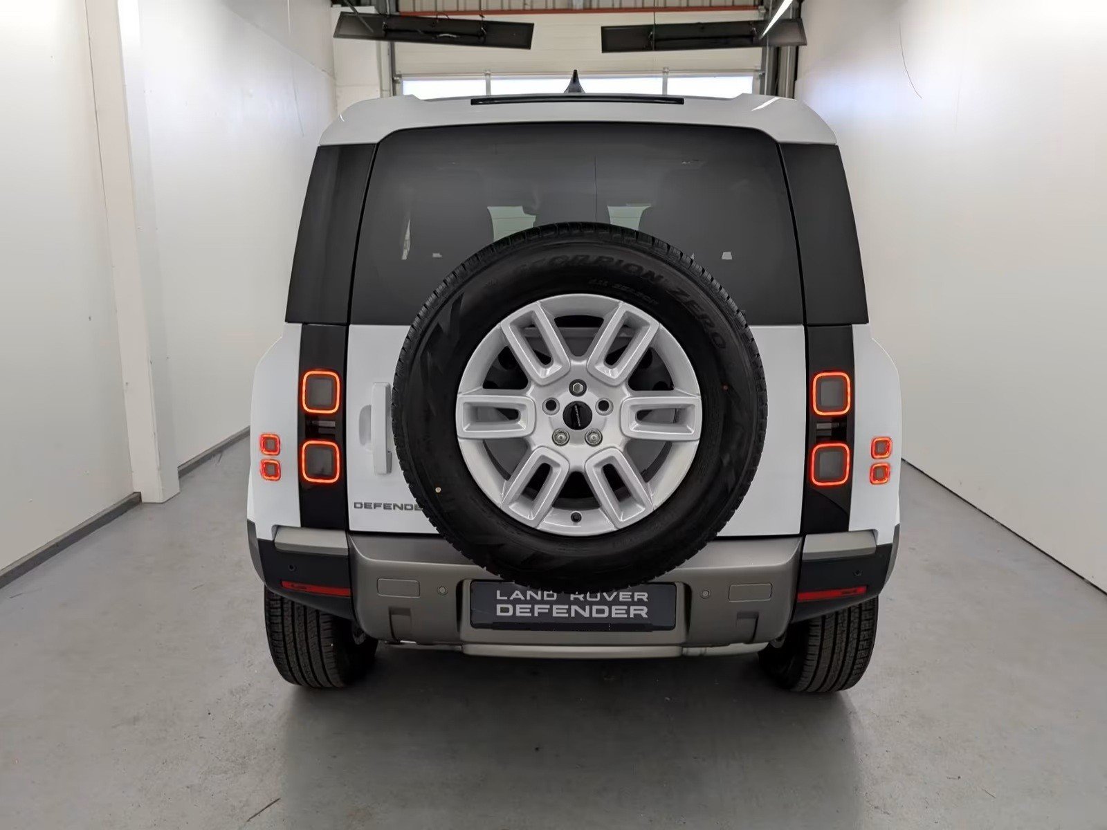LAND ROVER Defender 90D200 S AHK Winterkomfort, Diesel, Neuwagen, Automatik - 4