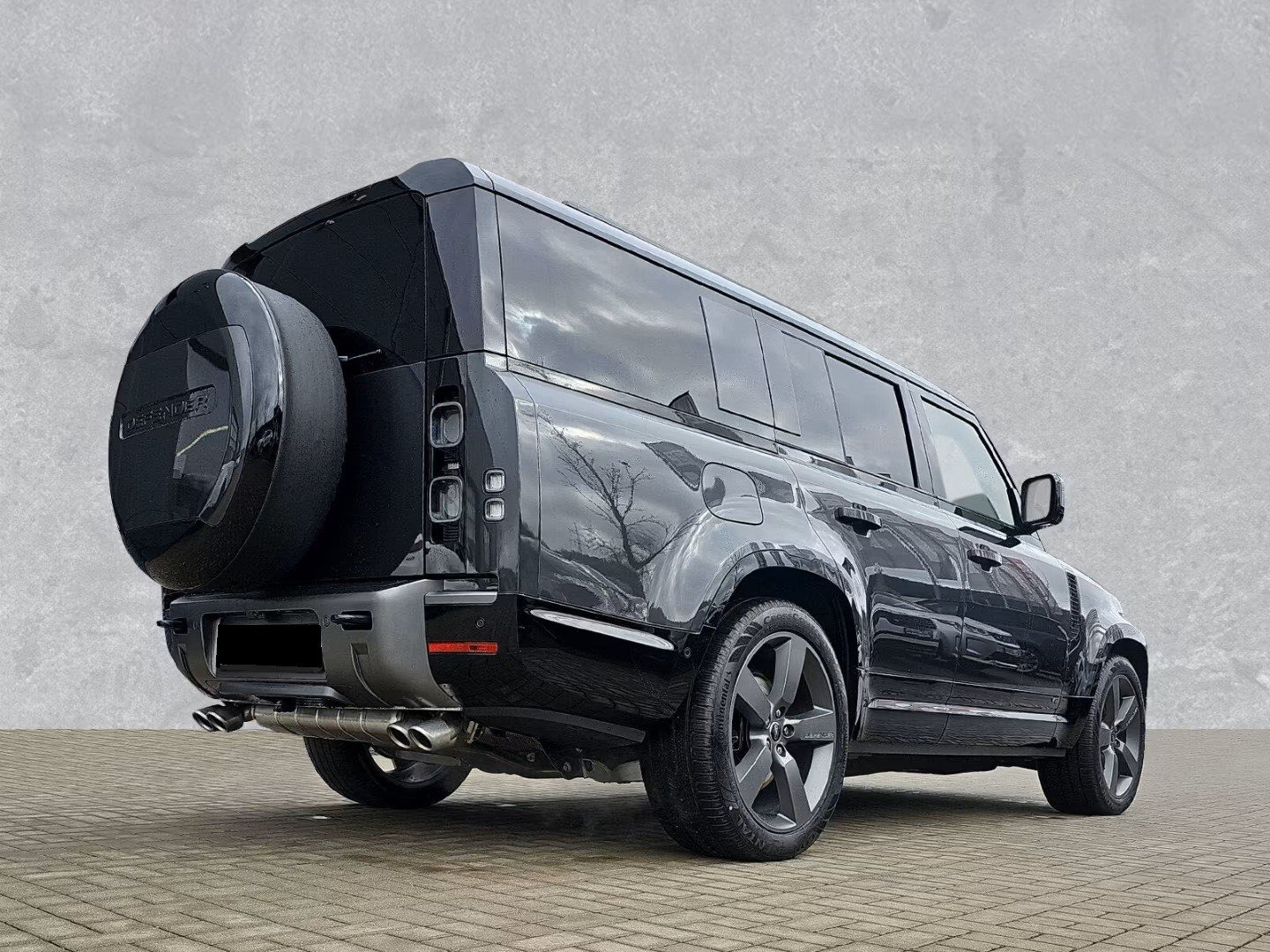LAND ROVER Defender 130 P500 V8, Mild-Hybrid Petrol/Electric, New car, Automatic - 4