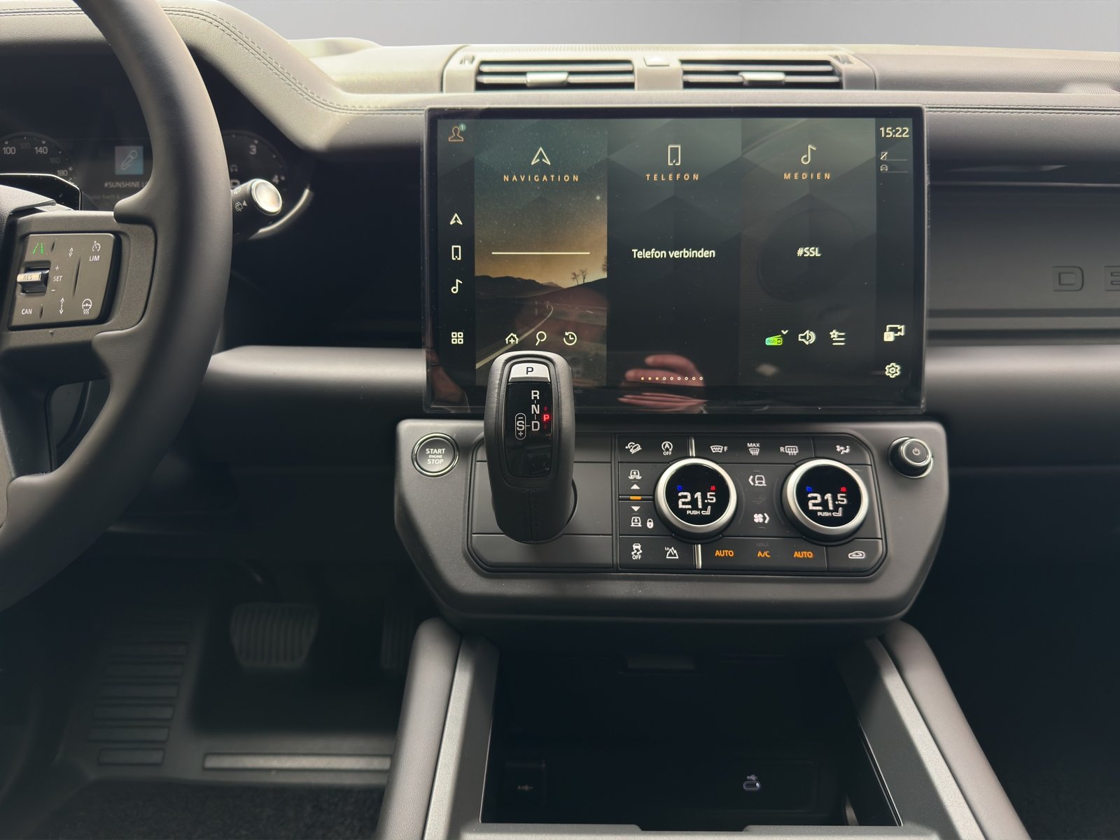 LAND ROVER Defender 110 3.0 D I6 250 X-Dynamic SE, Mild-Hybrid Diesel/Electric, New car, Automatic - 7