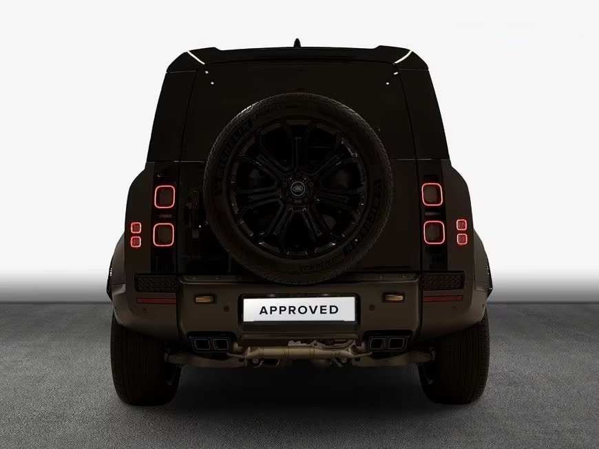 LAND ROVER Defender 110 635 V8 4.4 Octa AT8, Benzina, Auto nuove, Automatico - 5