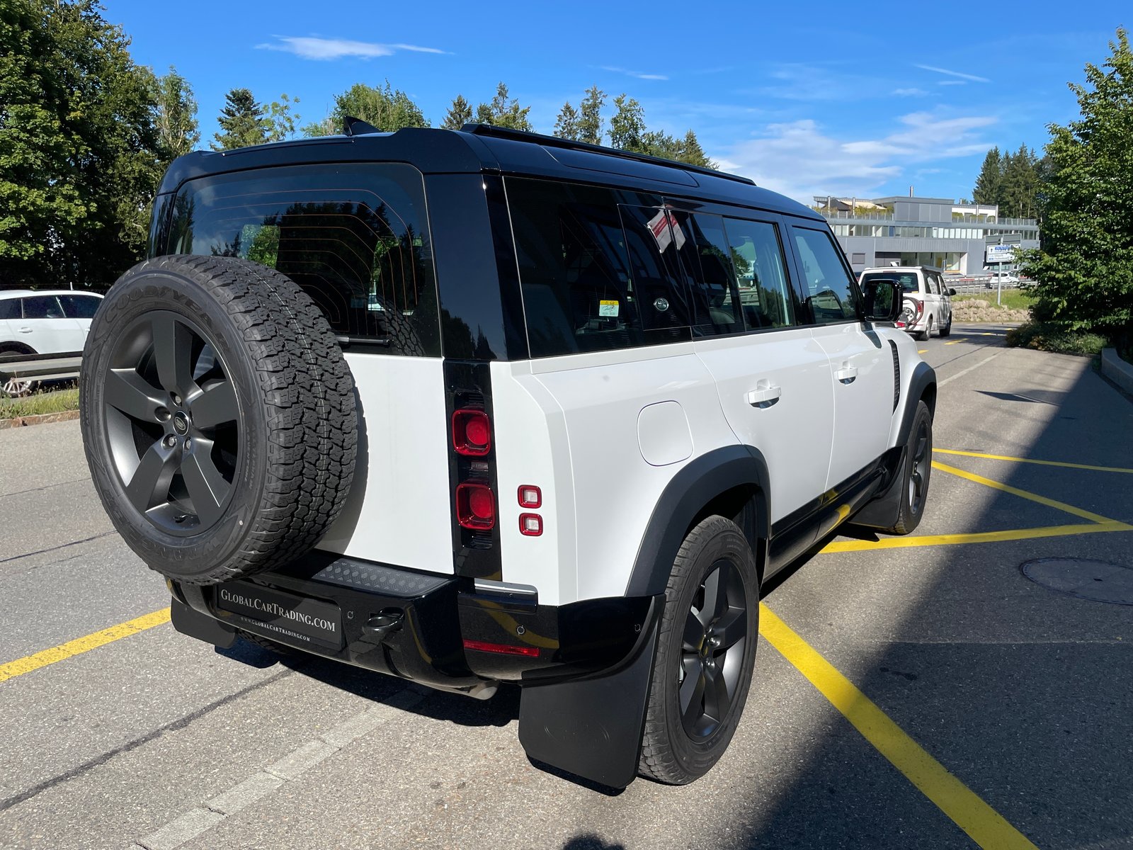 LAND ROVER Defender 110 P400 I6 X-Dynamic SE 3.0 AT8, Essence, Voiture nouvelle, Automatique - 7