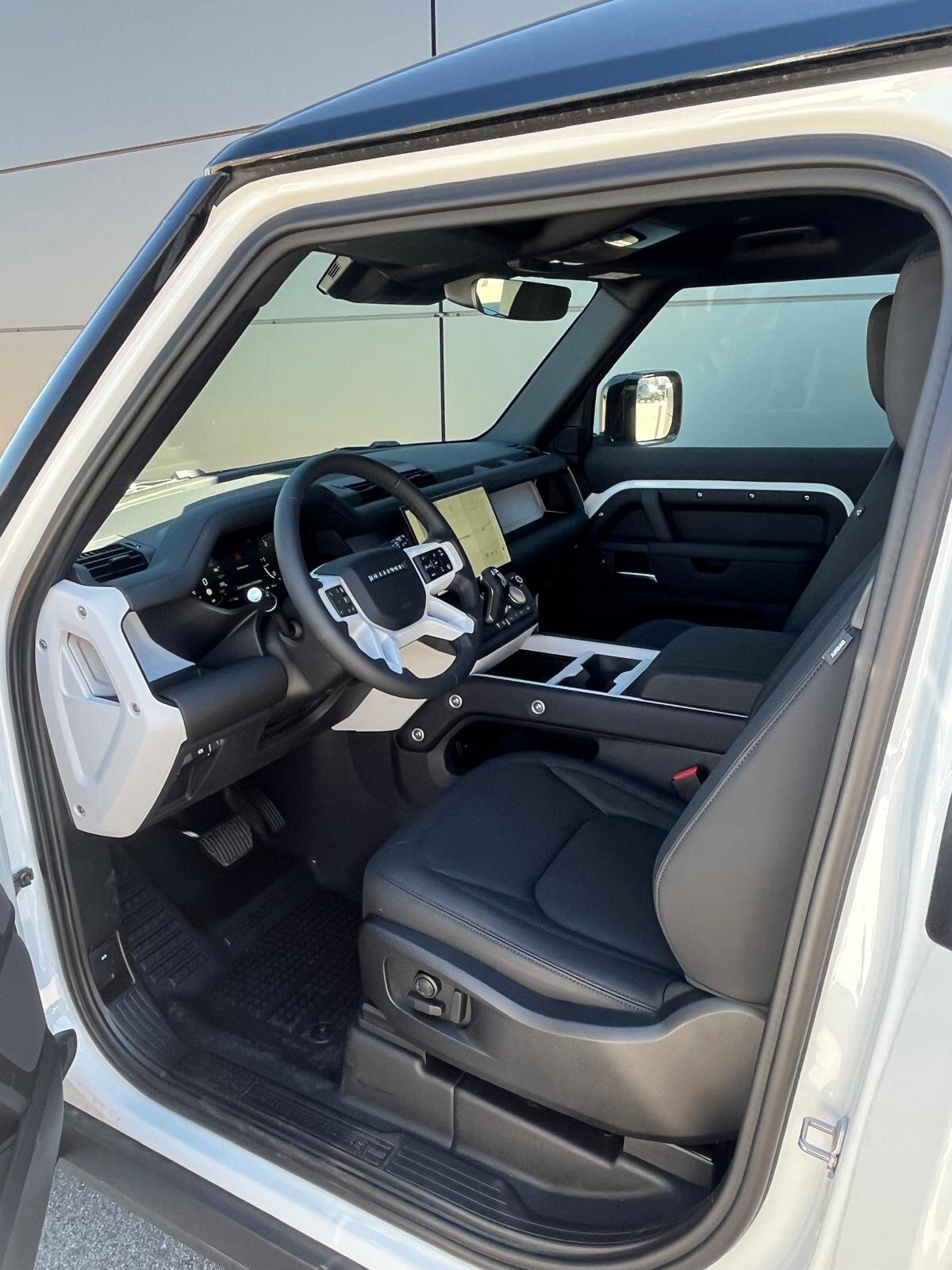 LAND ROVER Defender 90 X-Dynamic SE 3.0 MHEV Diesel AWD, Mild-Hybrid Diesel/Elektro, Neuwagen, Automatik - 5