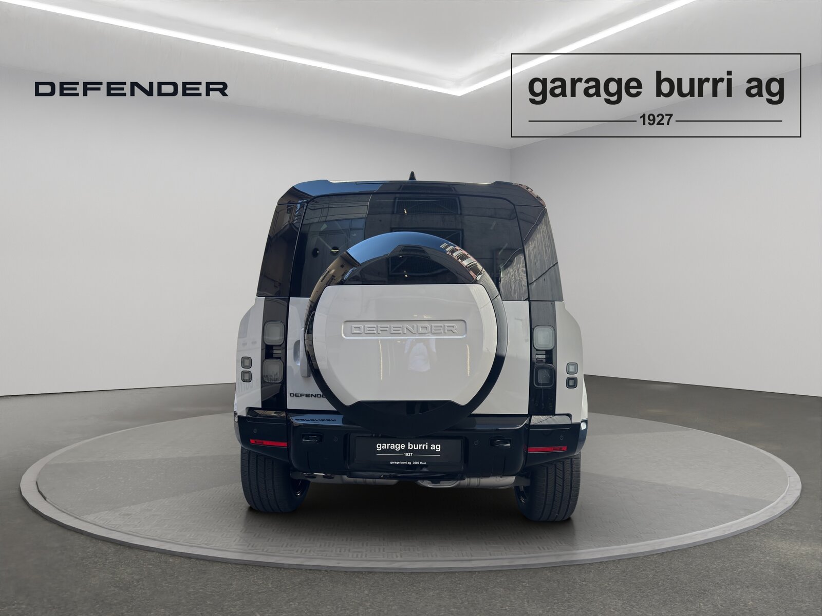 LAND ROVER Defender 90 3.0 D I6 350 X-Dynamic HSE, Mild-Hybrid Diesel/Electric, New car, Automatic - 4