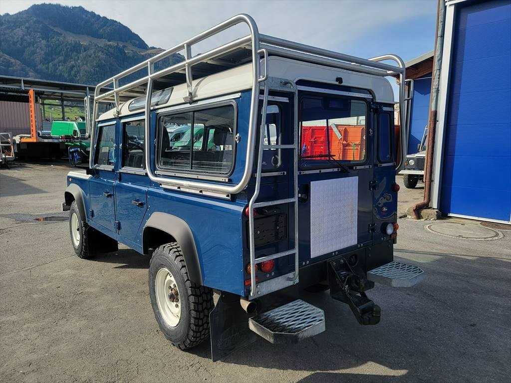 LAND ROVER Defender 110 SW 2.5 Td5, Diesel, Occasion / Utilisé, Manuelle - 3