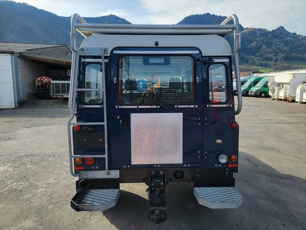 LAND ROVER Defender 110 SW 2.5 Td5, Diesel, Occasion / Utilisé, Manuelle - 4