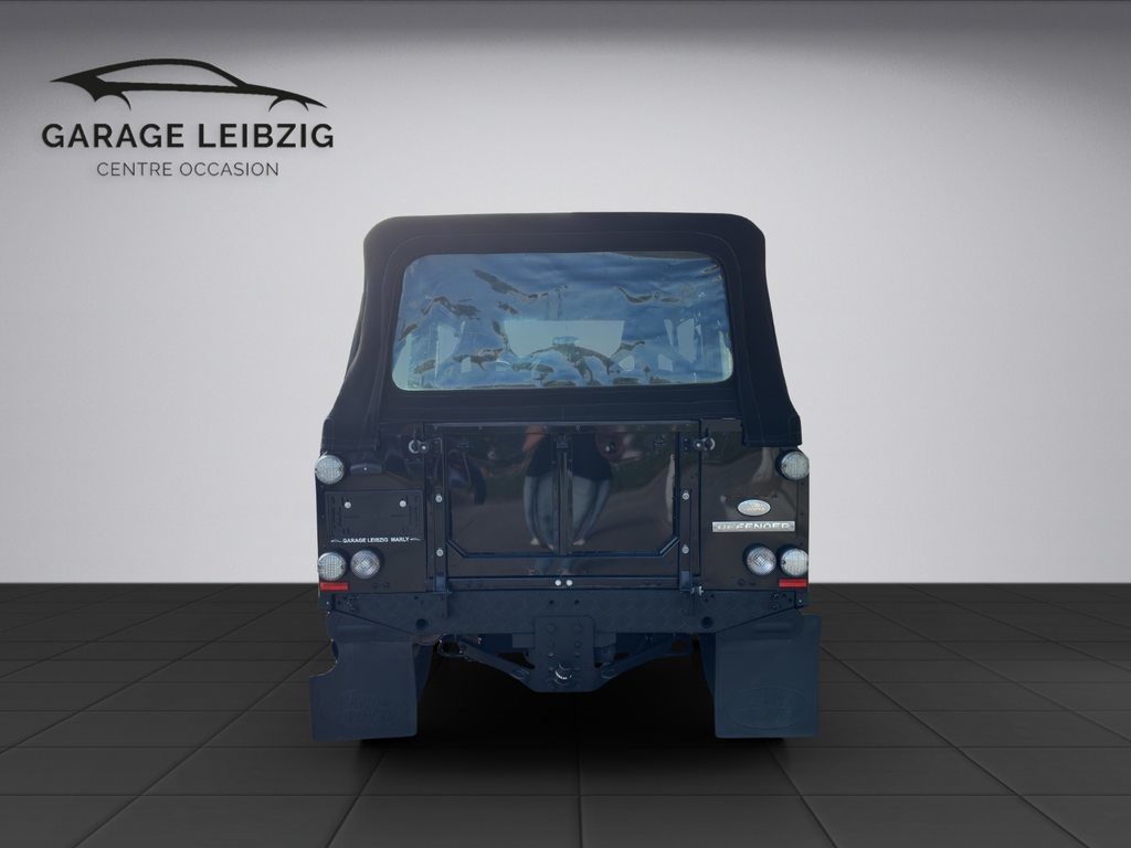 LAND ROVER Defender 90 2.4 Td4 Soft Top SVX Edition 60th Anniversary, Diesel, Occasion / Gebraucht, Handschaltung - 5