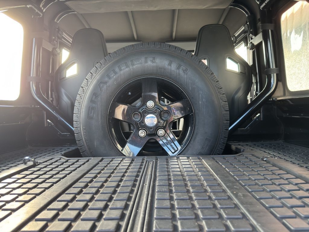 LAND ROVER Defender 90 2.4 Td4 Soft Top SVX Edition 60th Anniversary, Diesel, Occasion / Utilisé, Manuelle - 7