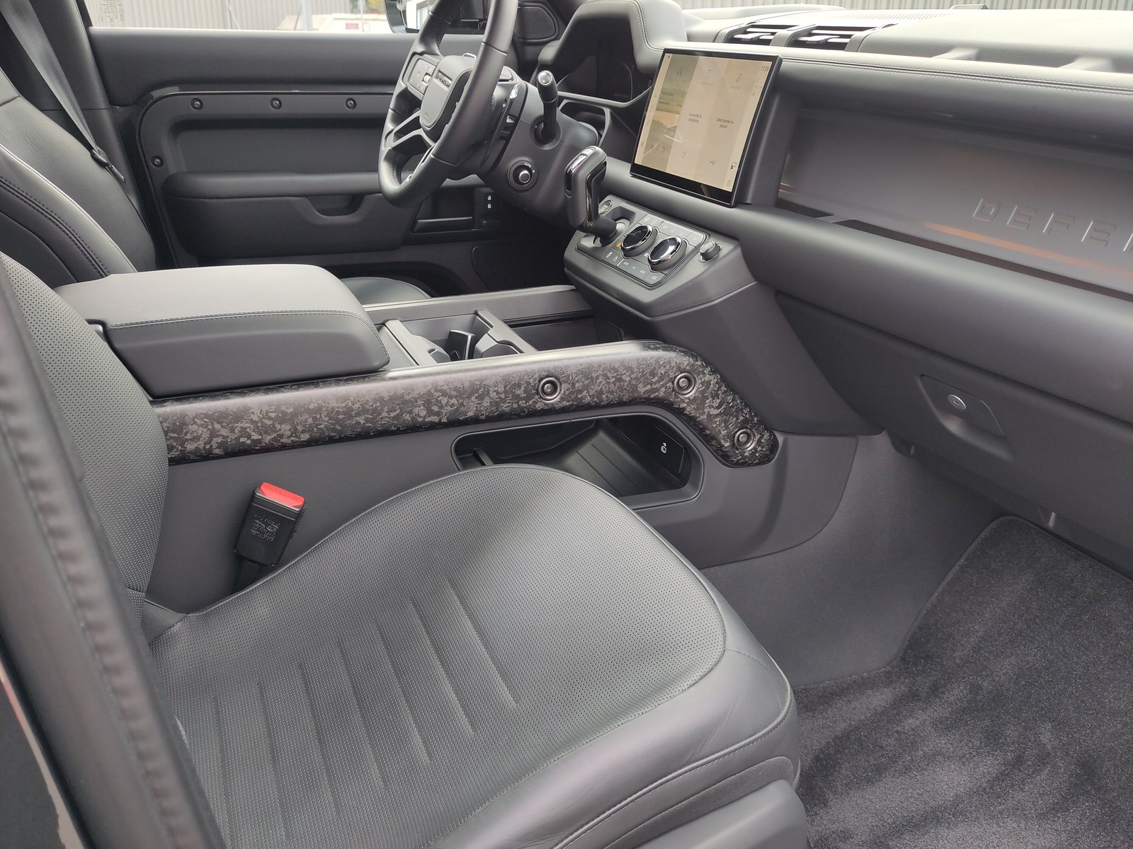 LAND ROVER Defender 110 635 V8 4.4 Octa Edition One AT8, Benzina, Occasioni / Usate, Automatico - 7
