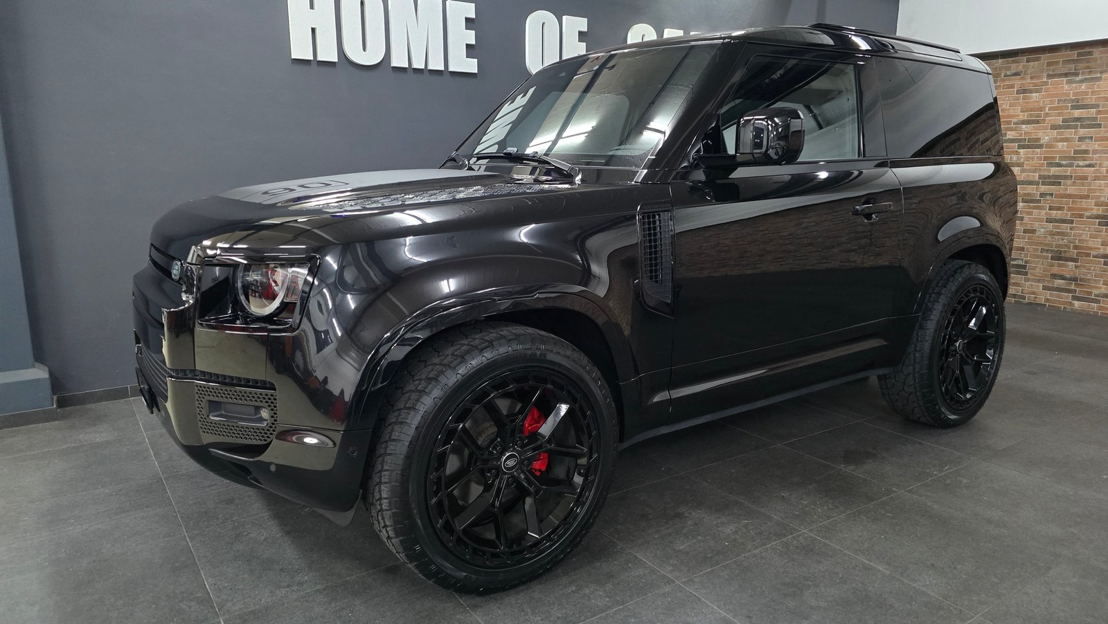 LAND ROVER Defender 90 P300 Si4 SE AT8, Petrol, Second hand / Used, Automatic - 5