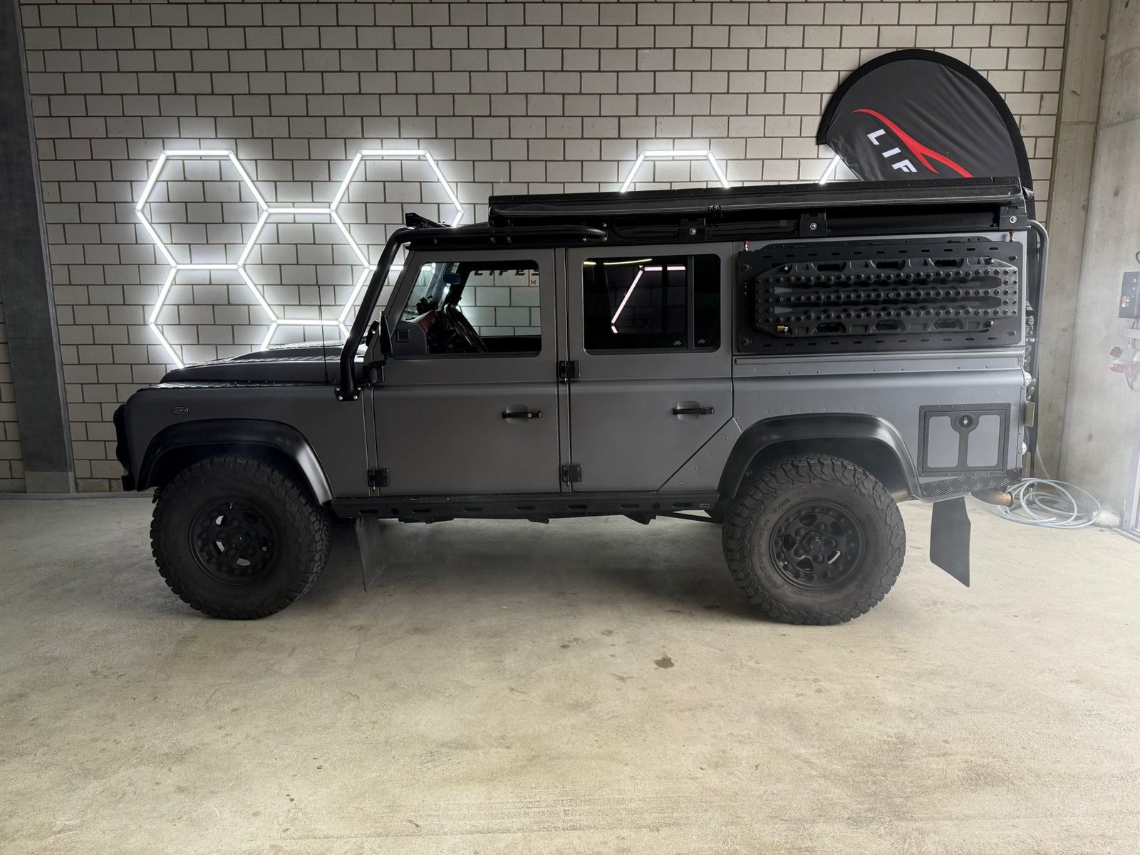 LAND ROVER Defender 110 SW 2.4Tdc Black Pearl, Diesel, Occasioni / Usate, Manuale - 2