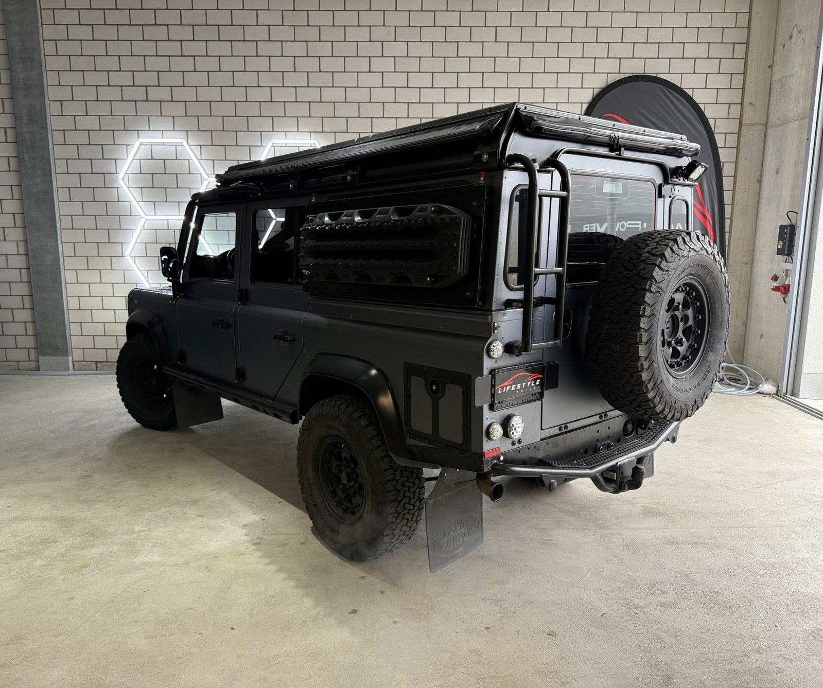 LAND ROVER Defender 110 SW 2.4Tdc Black Pearl, Diesel, Occasioni / Usate, Manuale - 3