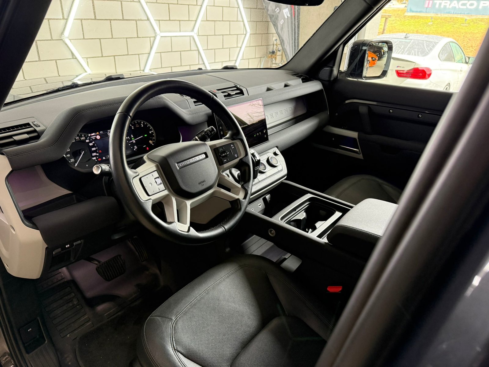 LAND ROVER Defender 110 3.0 D I6 250 SE AWD AT8, Mild-Hybrid Diesel/Elektro, Occasion / Gebraucht, Automatik - 7