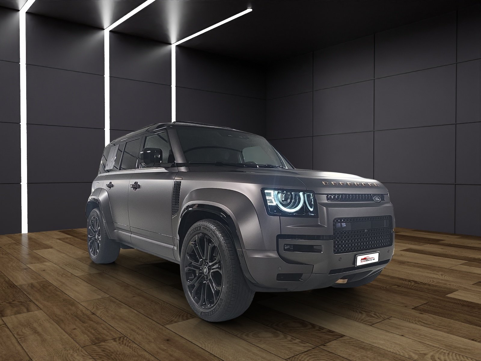 LAND ROVER Defender 110 635 V8 4.4 Octa AT8, Benzina, Occasioni / Usate, Automatico - 2