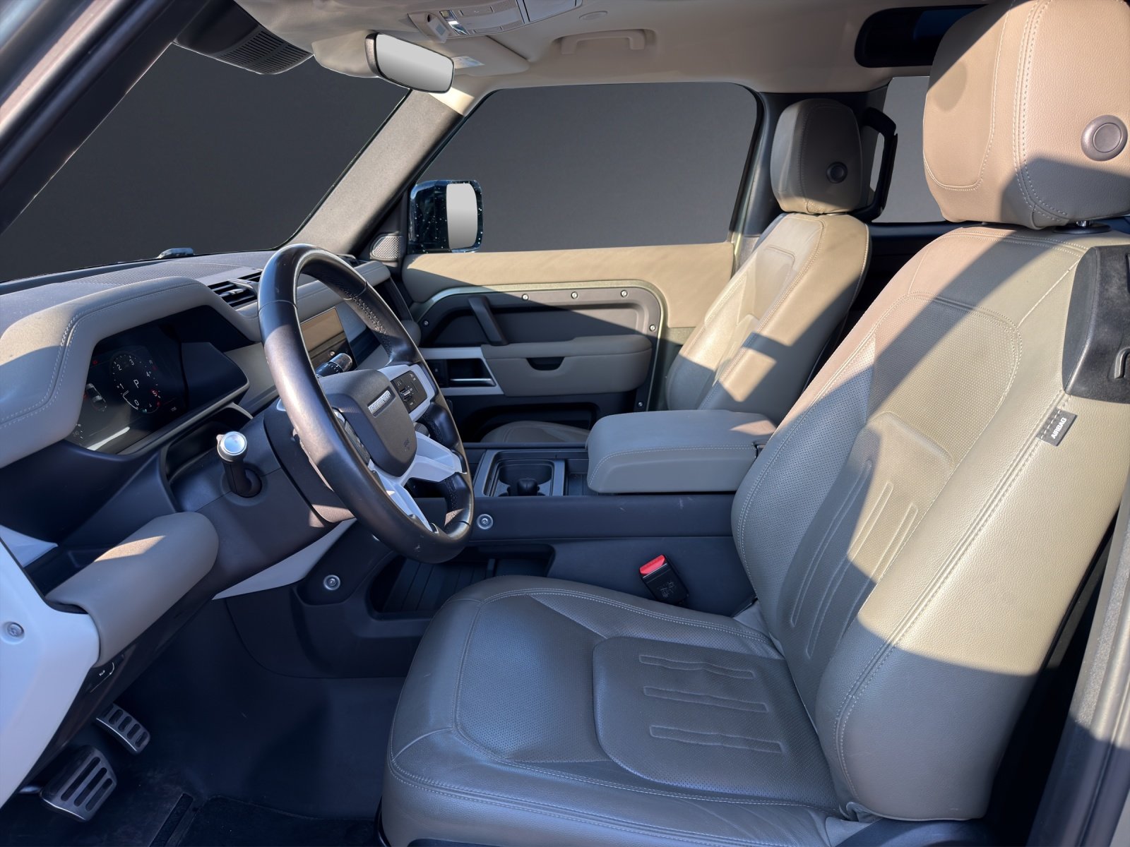 LAND ROVER Defender 90 3.0D I6 250 S AT8, Diesel, Occasion / Utilisé, Automatique - 6