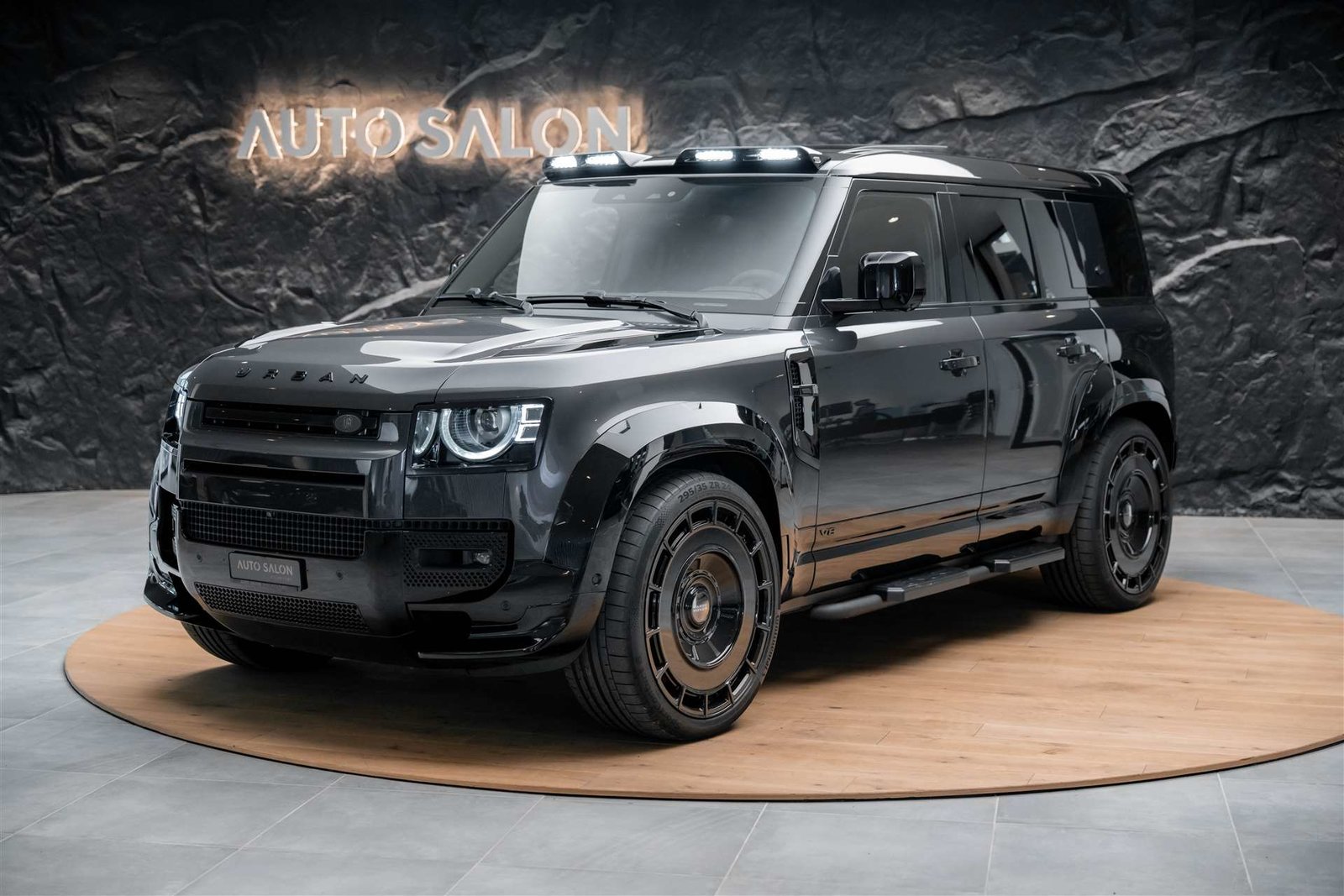 LAND ROVER Defender 110 5.0 V8 SC *URBAN*24 Felgen*Werksgara