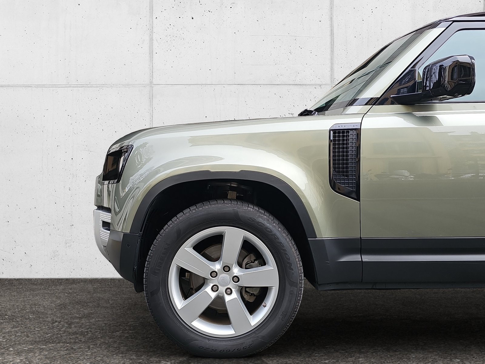 LAND ROVER Defender 110 D240 SD4 First Edition AT8, Diesel, Occasion / Gebraucht, Automatik - 5
