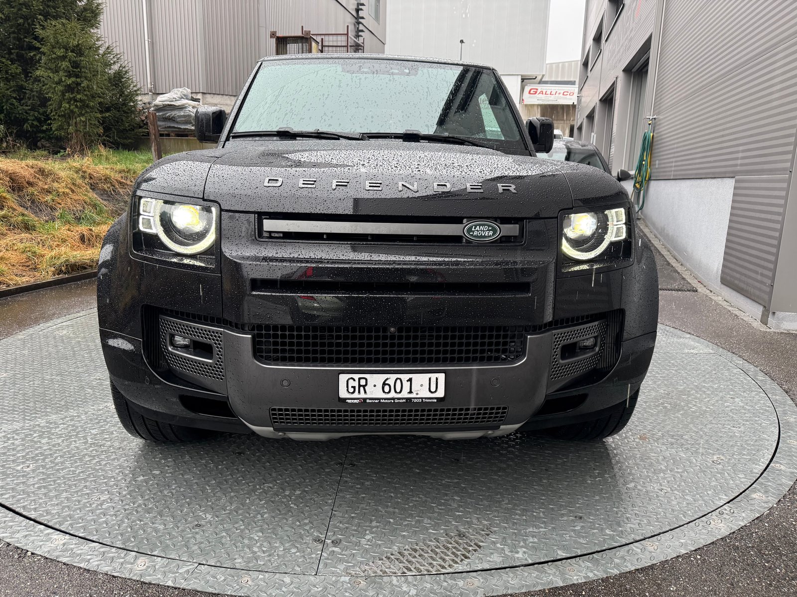 LAND ROVER Defender 90 525 V8 5.0 AT8, Essence, Occasion / Utilisé, Automatique - 2