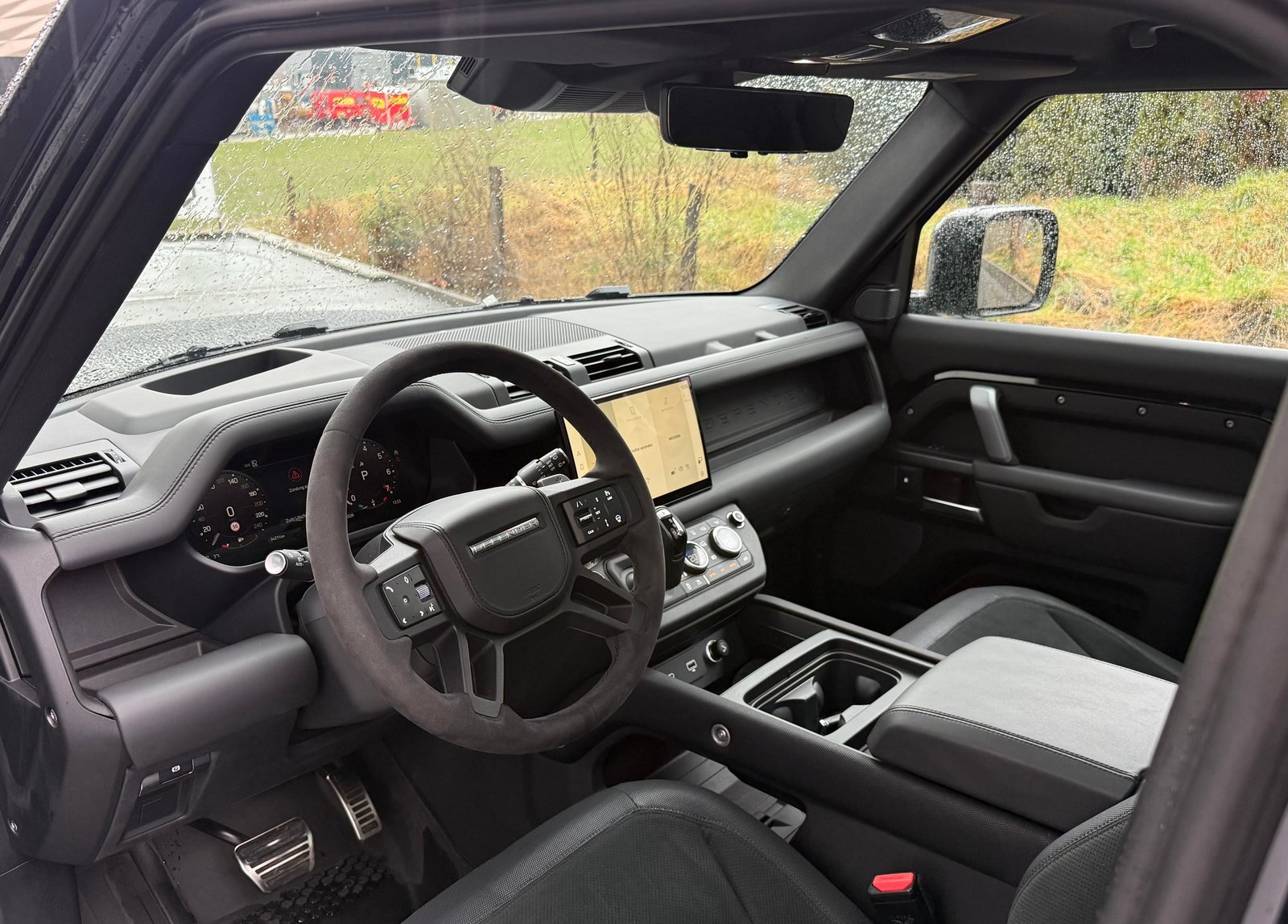 LAND ROVER Defender 90 525 V8 5.0 AT8, Essence, Occasion / Utilisé, Automatique - 7