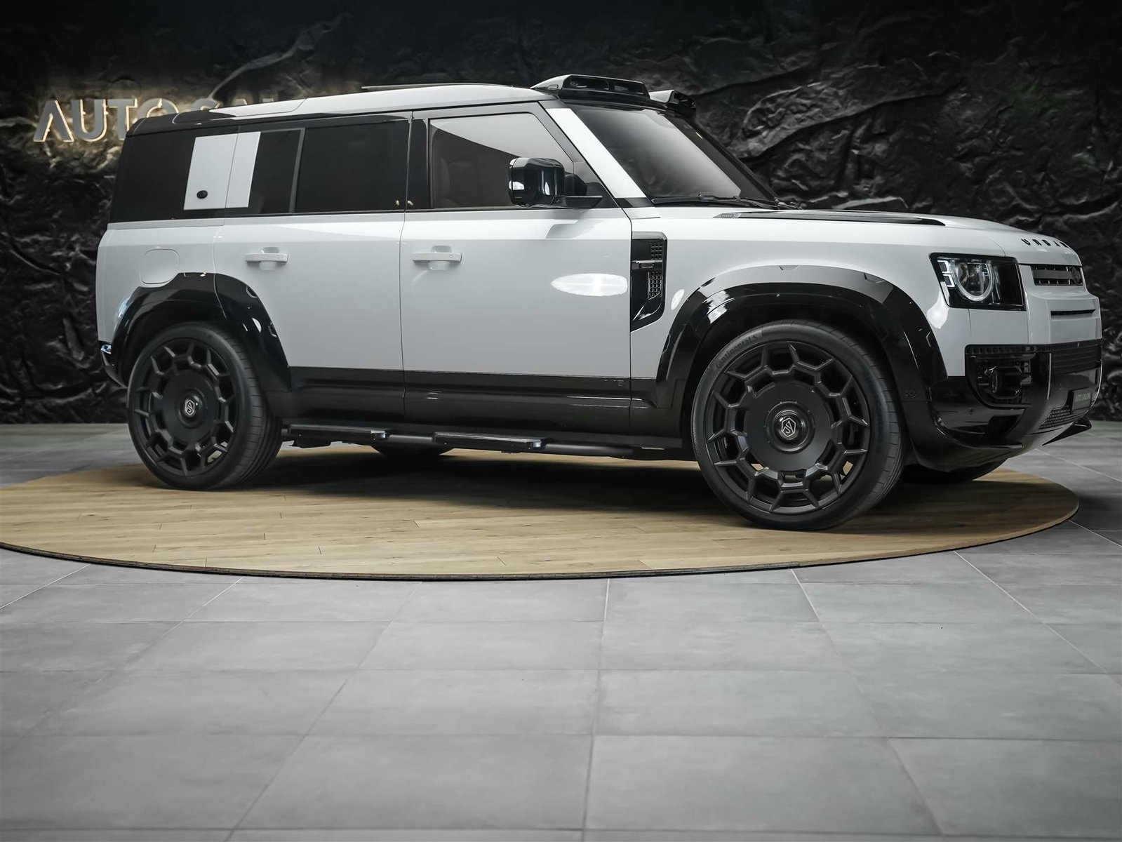 LAND ROVER Defender 110 5.0 V8 SC *URBAN*24 Felgen*AHK*, Petrol, Second hand / Used, Automatic - 6