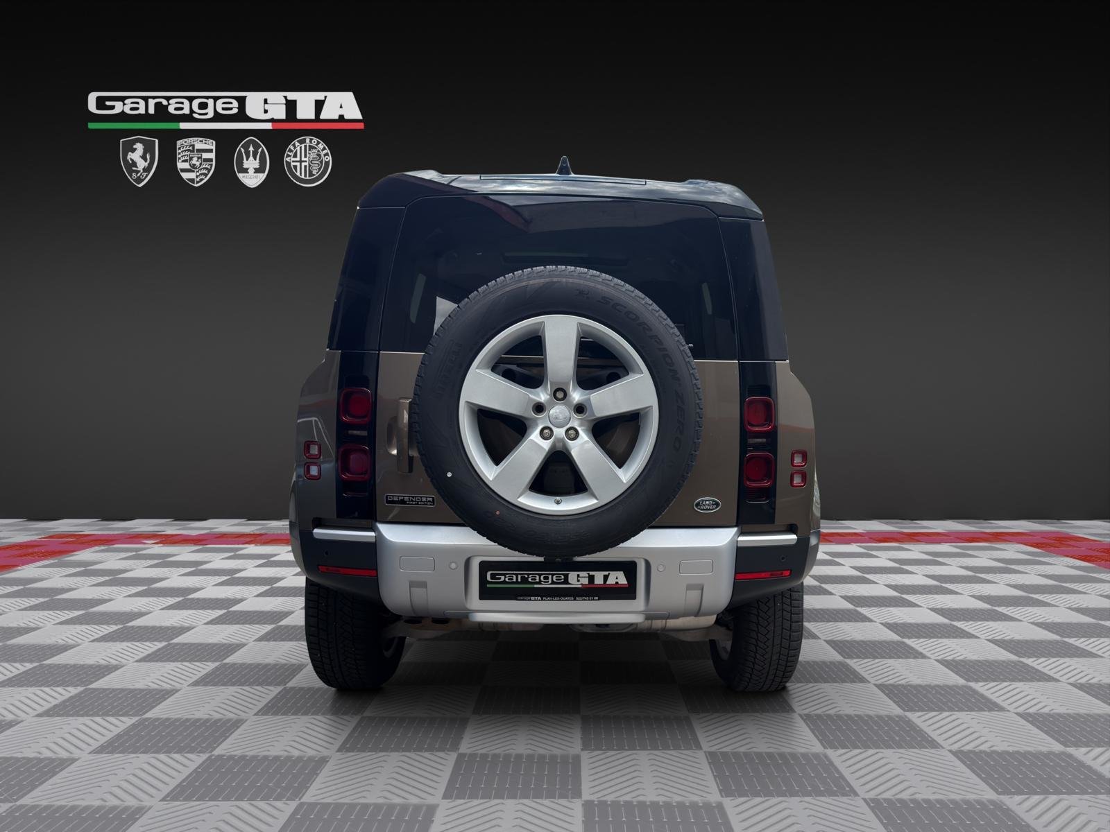 LAND ROVER Defender 110 D240 SD4 S AT8, Diesel, Occasion / Gebraucht, Automatik - 4
