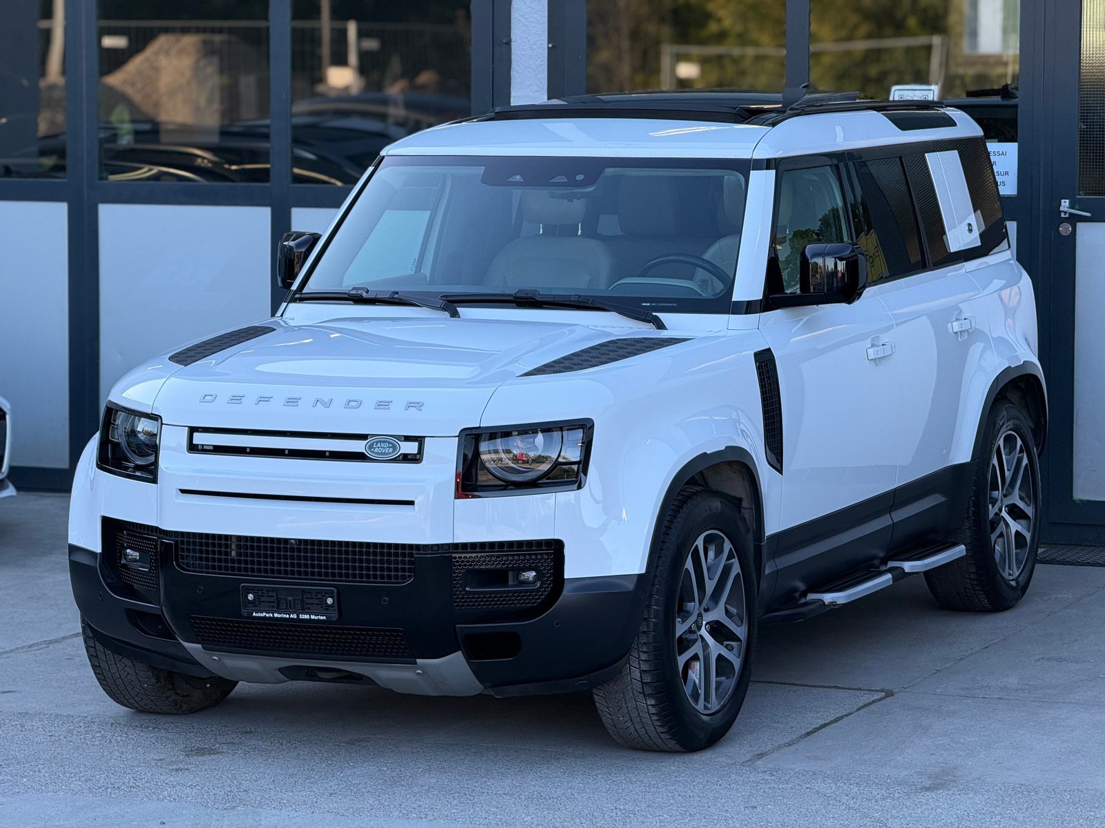 LAND ROVER Defender 110 3.0 D I6 250 HSE AWD AT8, Mild-Hybrid Diesel/Electric, Second hand / Used, Automatic - 2