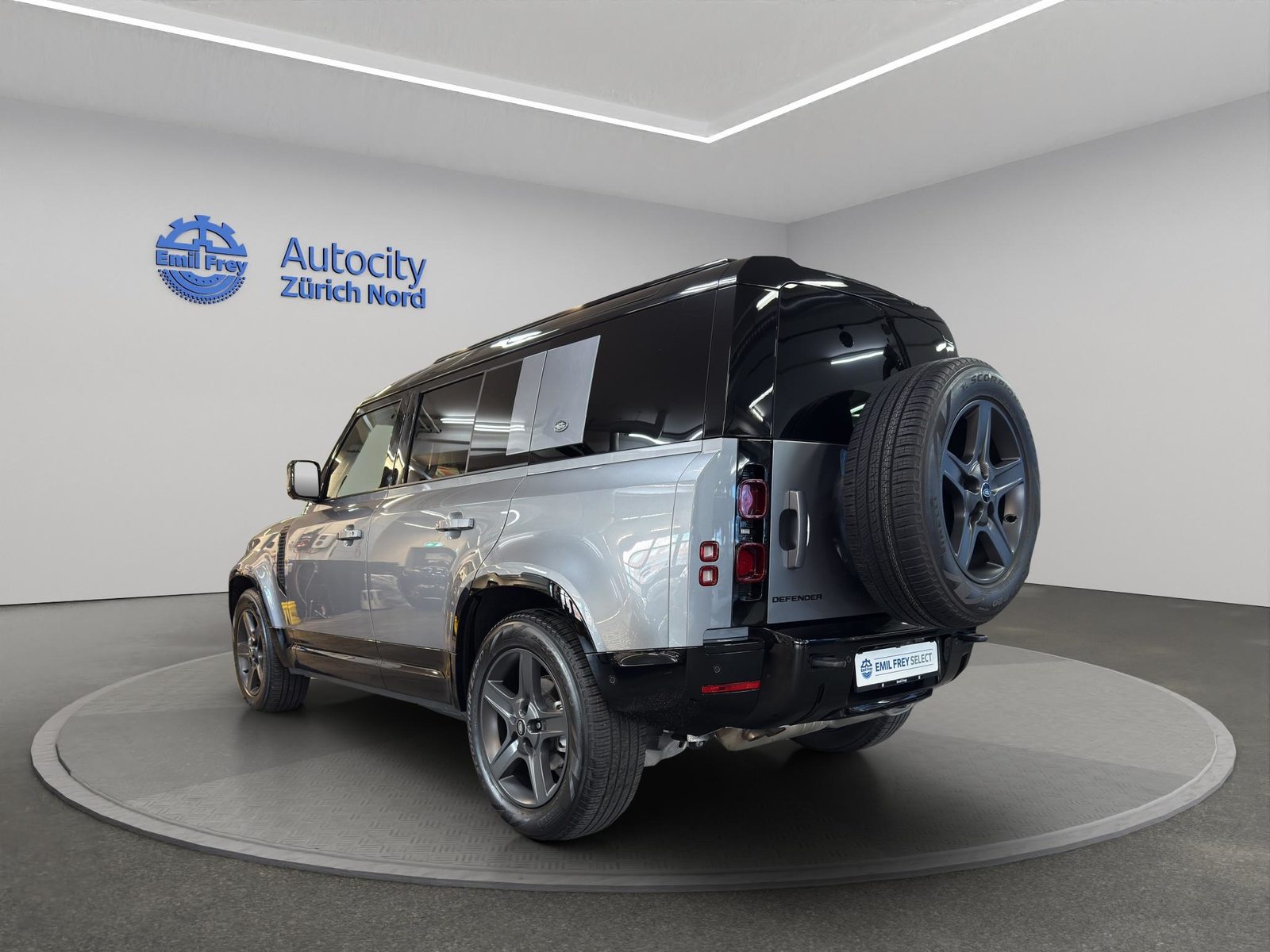 LAND ROVER Defender 110 3.0 D I6 X-Dynamic SE, Mild-Hybrid Diesel/Elektro, Occasion / Gebraucht, Automatik - 3