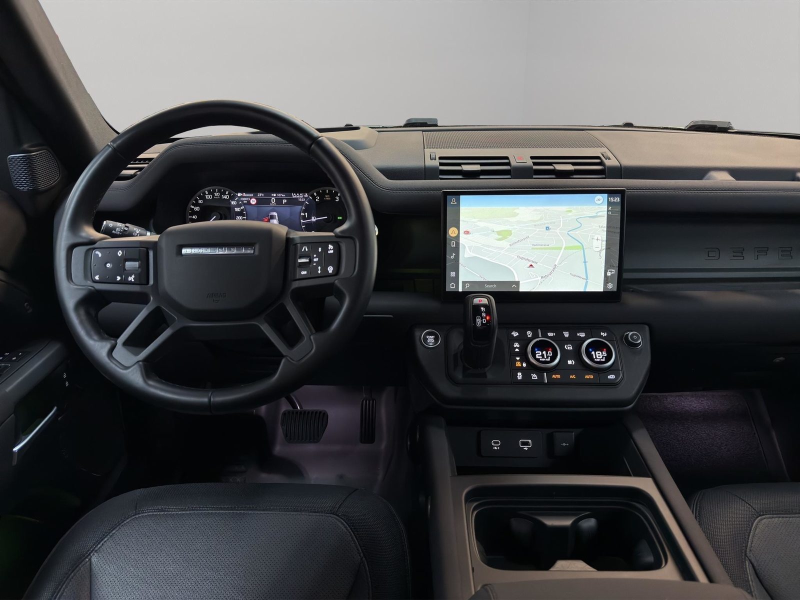 LAND ROVER Defender 110 3.0 D I6 X-Dynamic SE, Mild-Hybrid Diesel/Elektro, Occasion / Gebraucht, Automatik - 6