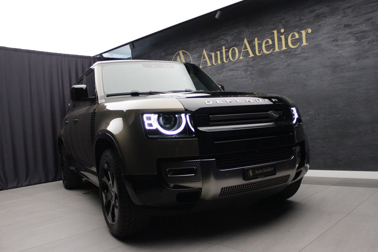 LAND ROVER Defender 110 P400 I6 X 3.0 AT8, Hybride Léger Essence/Électricité, Occasion / Utilisé, Automatique - 5