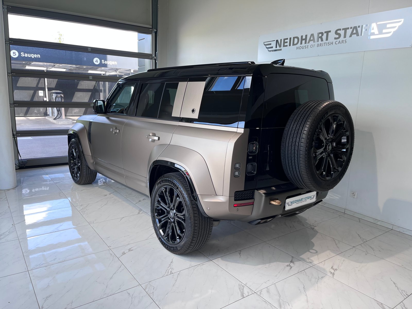 LAND ROVER Defender 110 4.4 V8 OCTA, Occasion / Utilisé, Automatique - 3