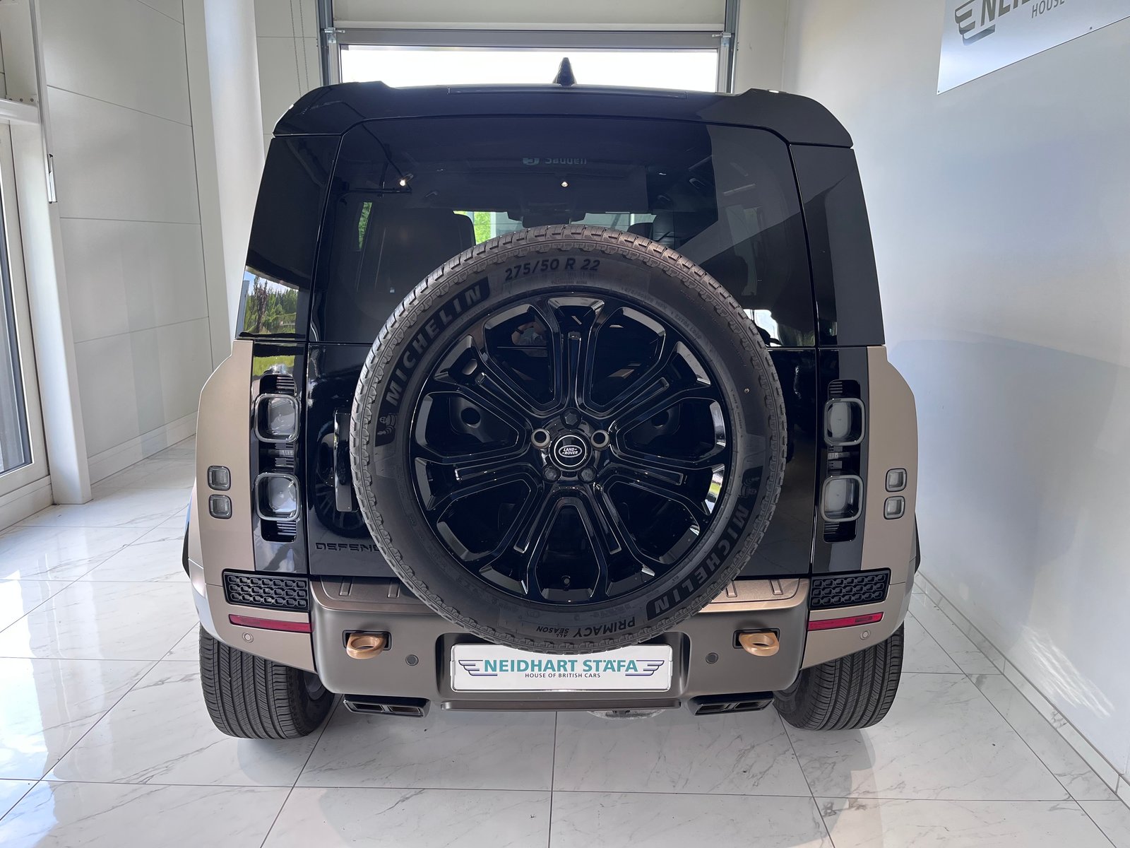 LAND ROVER Defender 110 4.4 V8 OCTA, Occasion / Utilisé, Automatique - 4