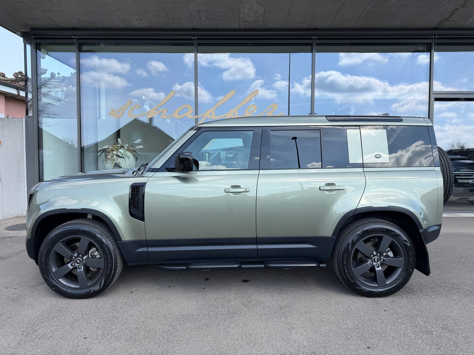 LAND ROVER Defender 110 D240 SD4 S AT8, Diesel, Occasioni / Usate, Automatico - 5