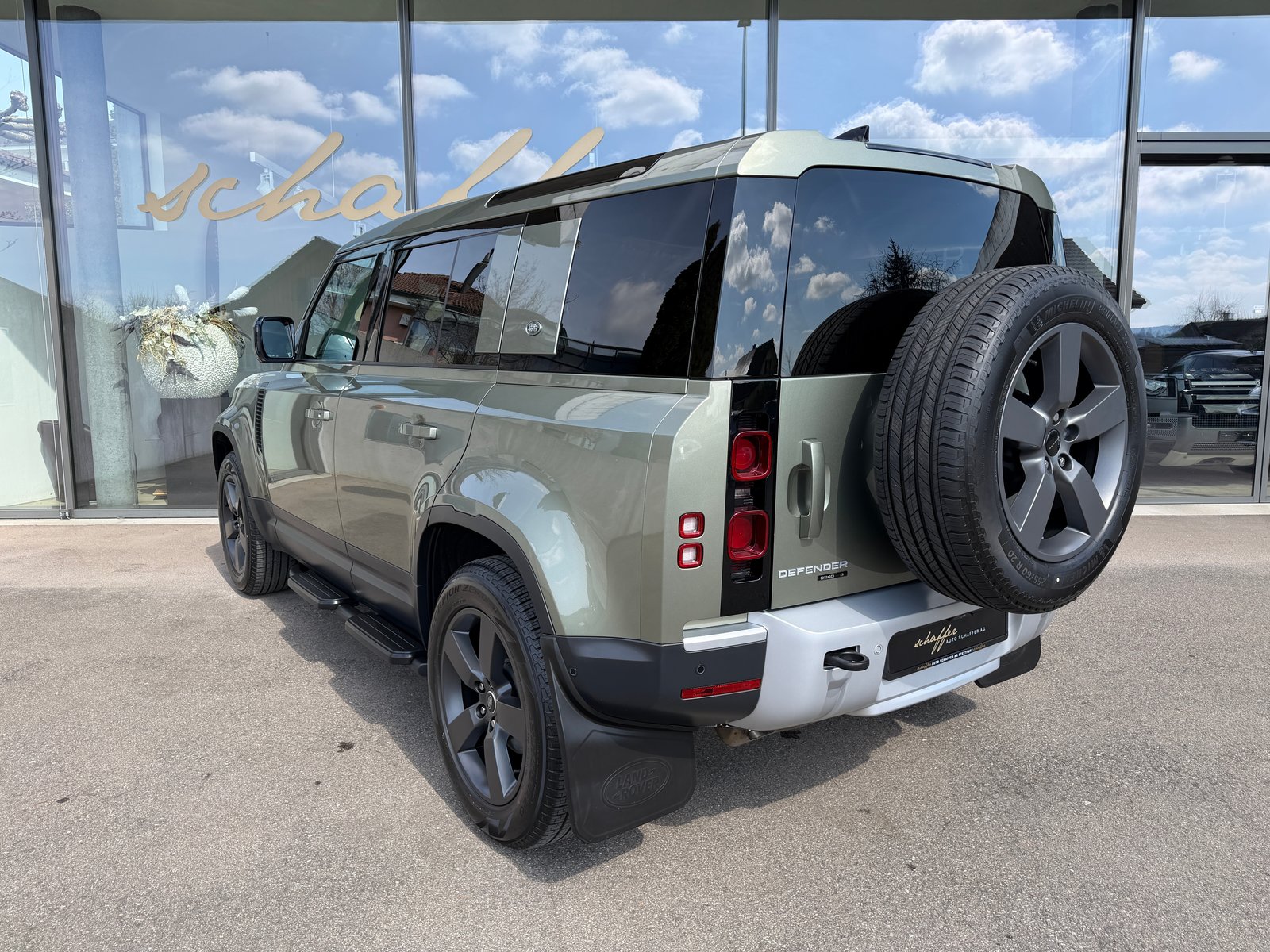 LAND ROVER Defender 110 D240 SD4 S AT8, Diesel, Occasioni / Usate, Automatico - 7