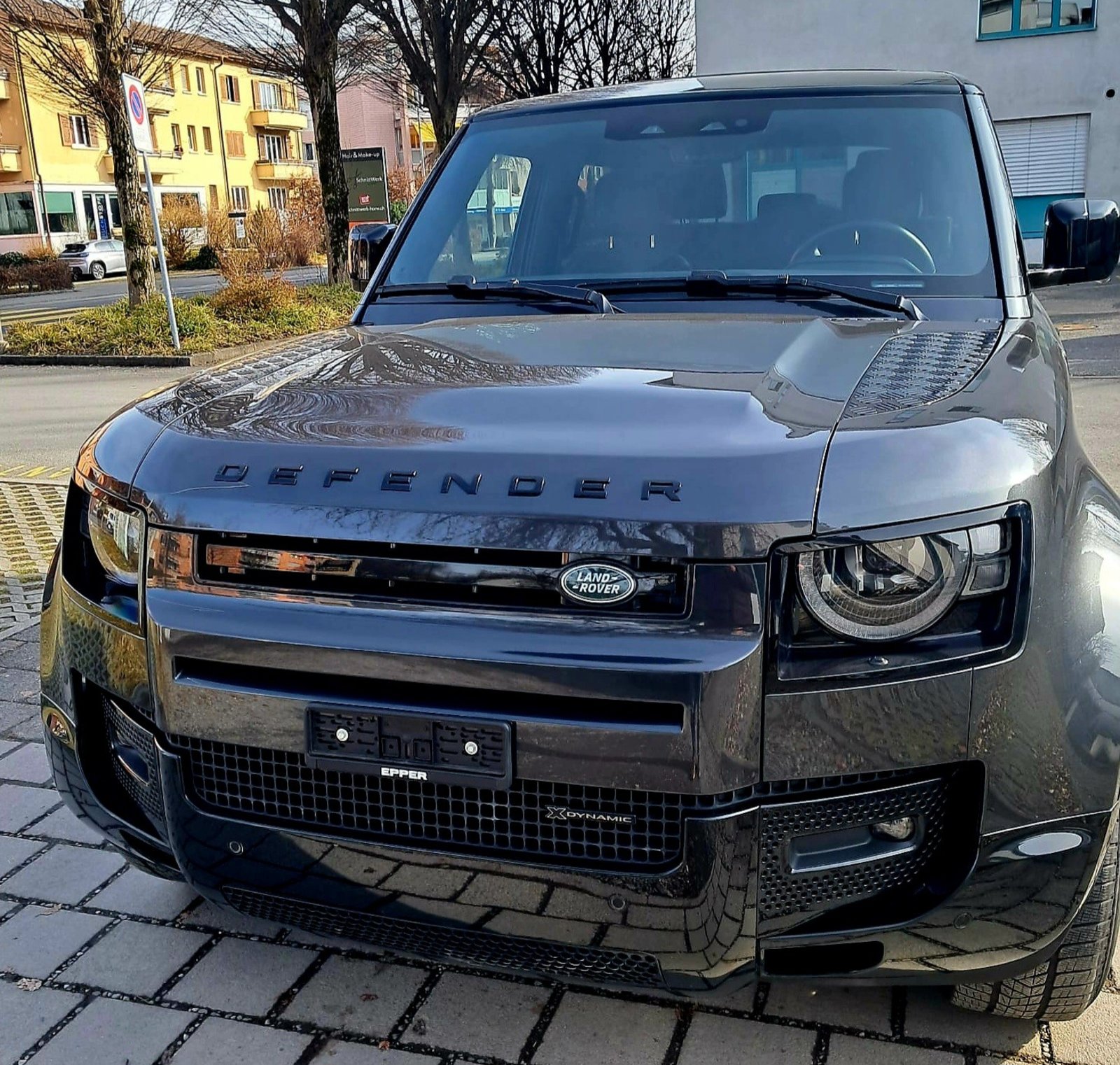 LAND ROVER Defender 90 3.0 D I6 250 SE, Mild-Hybrid Diesel/Electric, Second hand / Used, Automatic - 3