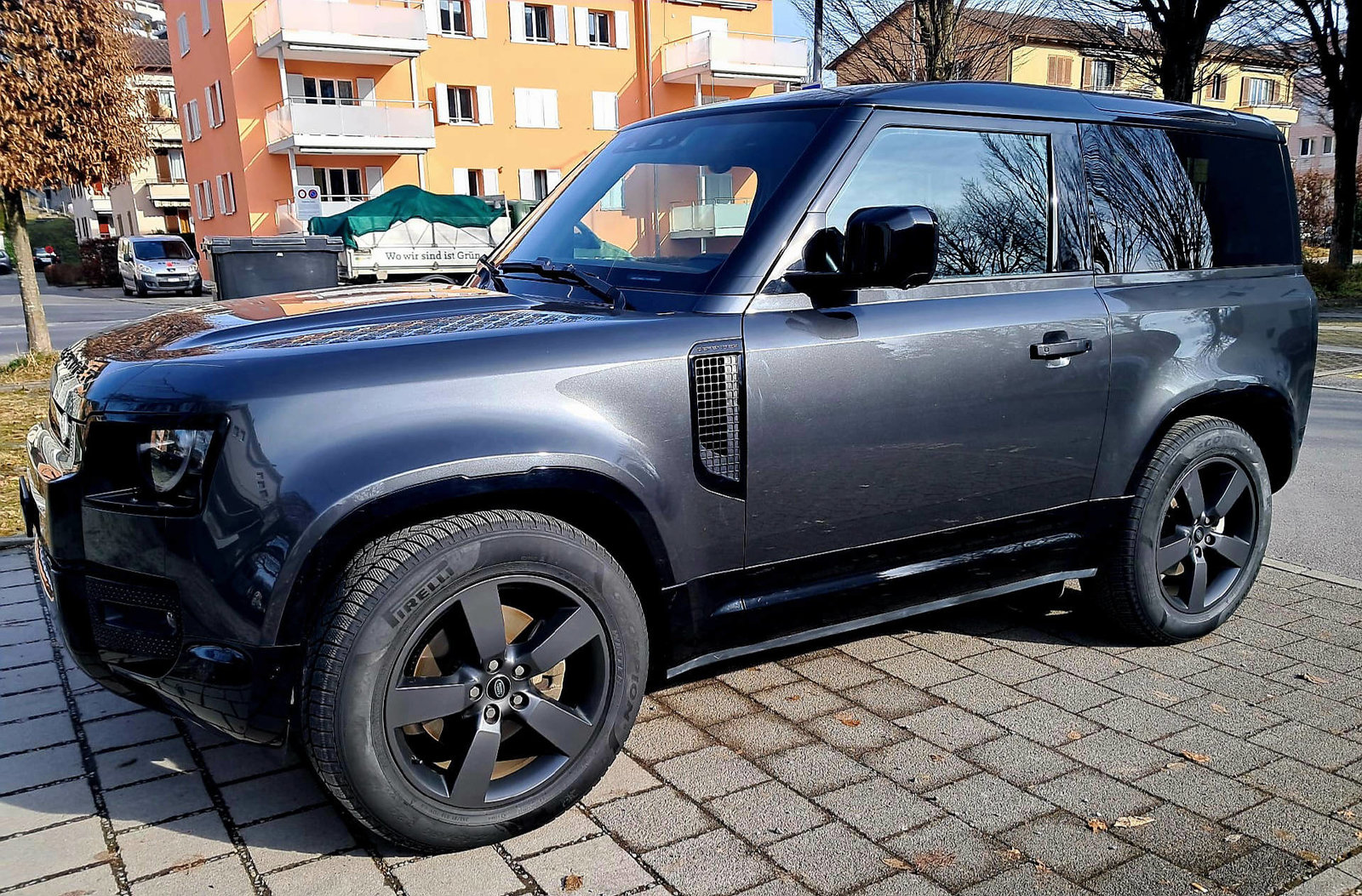 LAND ROVER Defender 90 3.0 D I6 250 SE, Mild-Hybrid Diesel/Electric, Second hand / Used, Automatic - 4