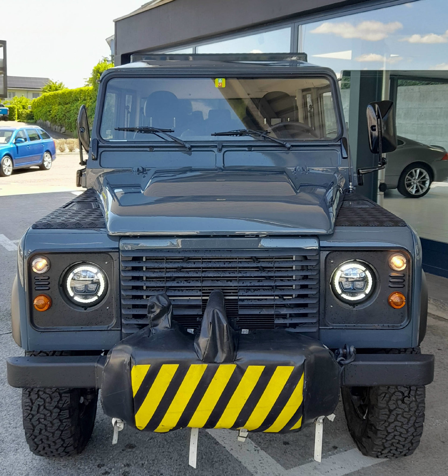 LAND ROVER Defender 130 Doppelkabine Pickup 2.4 TD4, Diesel, Second hand / Used, Manual - 4