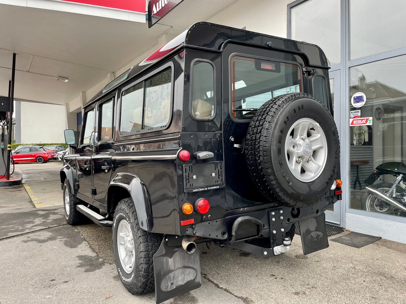 LAND ROVER Defender 110 SW 2.5 Td5 Black Edition, Diesel, Occasion / Gebraucht, Handschaltung - 3