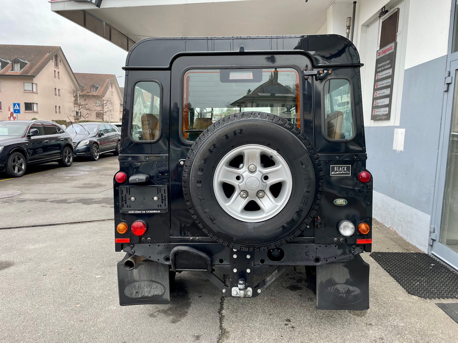 LAND ROVER Defender 110 SW 2.5 Td5 Black Edition, Diesel, Occasion / Gebraucht, Handschaltung - 4